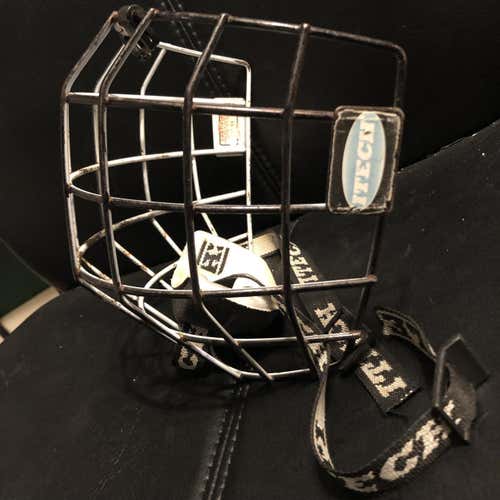 Rare Itech RBE VIII Cage Oreo Small - Open To Offers
