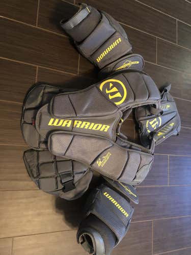 Warrior Goalie Chest Protector Intermediate