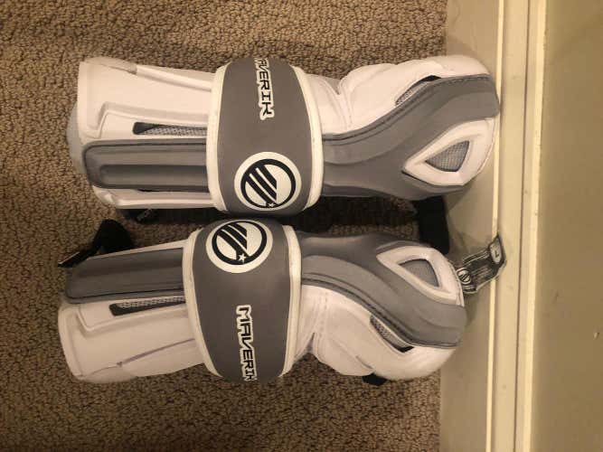 Maverik Rome Elbow Pad