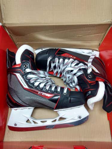 CCM JetSpeed Skates 7D