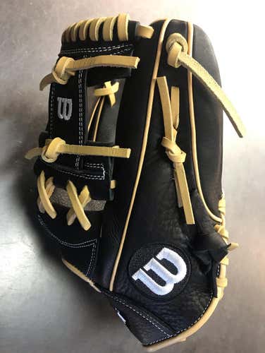 New Wilson A1000 1787 glove
