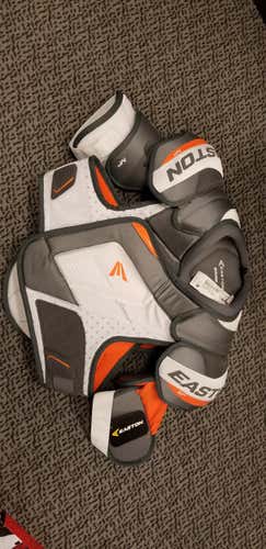 New Easton Mako M5  Senior