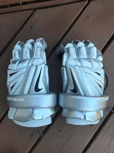 New Nike Vapor Elite Gloves - Size 14" - LOOKING TO TRADE or best offer