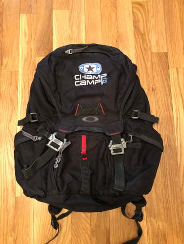 Oakley Champ Camp Backpack