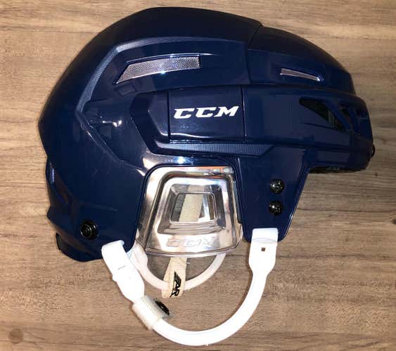 CCM Fitlite 3DS Navy Size Medium