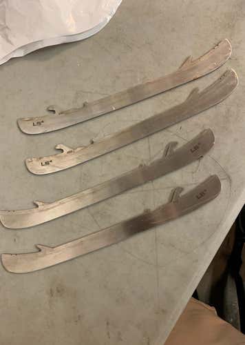 1 Set Of LS4 Blades Size 7