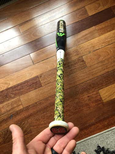 Easton Mako HOT BAT