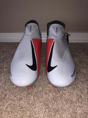 New Nike Phantom VSN Academy
