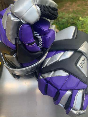 New STX K18 - Brand New Last Pair