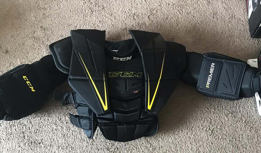 CCM Premier Pro Chest and Arm Protector (Senior Small)