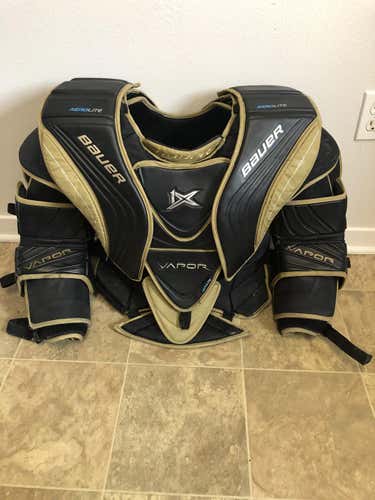 Like New Bauer 1X Senior Pro Stock