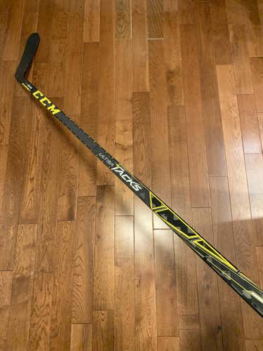 CCM Tacks  Righty 85 flex P90 Senior Pro Stock Used (Condition 9/10)
