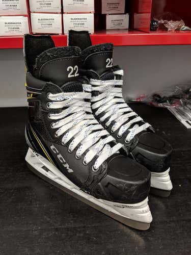 Used PRO STOCK CCM Super Tacks AS1 Skates Size 6.5 E