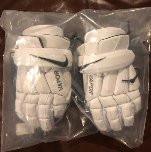 Nike Vapor Gloves