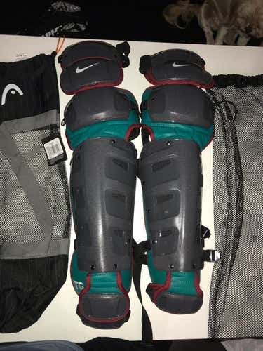 BRAND NEW Nike MLB Vapor Leg Guards 17” SEND OFFERS