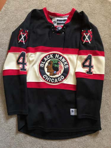 Niklas Hjalmarsson Chicago Jersey