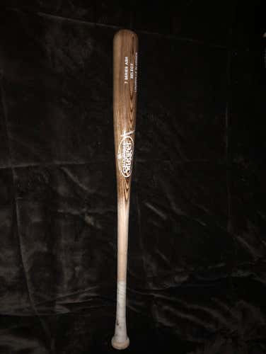 Louisville Slugger 3 Series Wood Bat