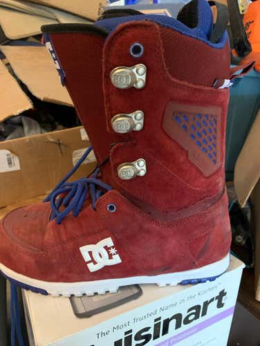 DC Lynx Snowboard Boots BASICALLY BRAND NEW
