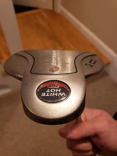Odyssey White Hot XG 2-Ball  Righty