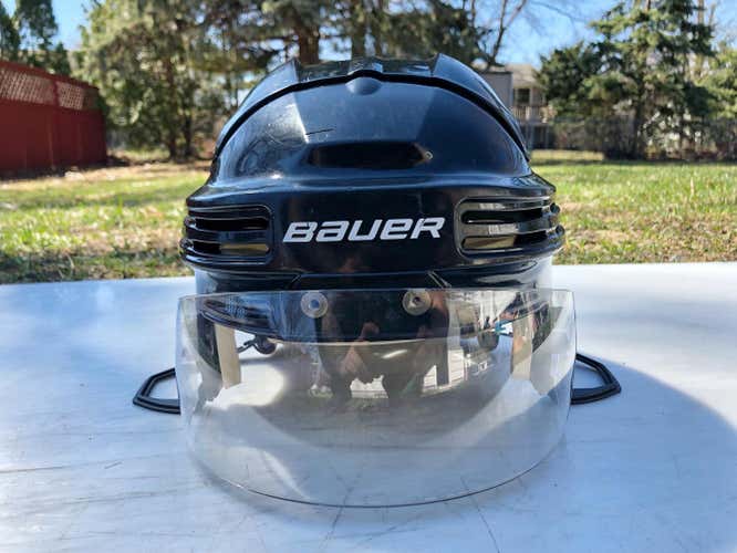 Bauer 4500 w/ Tron Pro Cut Visor sz XL