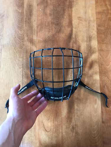 Bauer Profile 2 Oreo Medium Cage