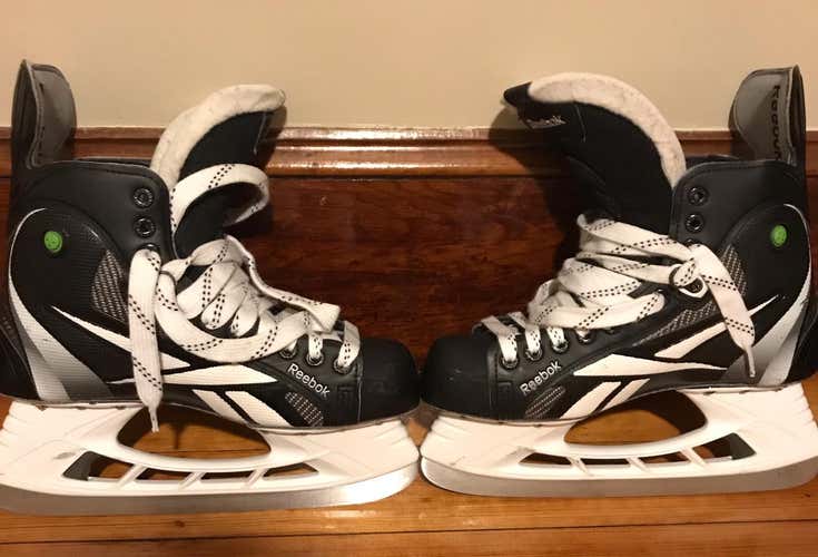 LIKE NEW REEBOK 11K SKATES 8D