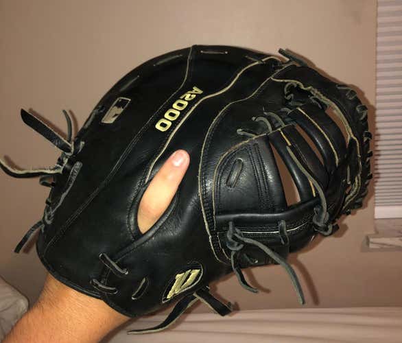 Wilson A2000 First Base Mitt