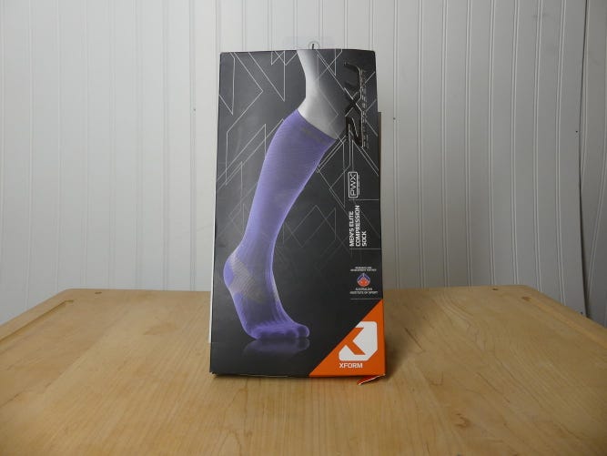 New 2XU Elite Compression Socks (Purple/Grey) Large