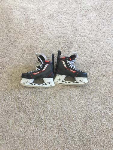 Lightly Used Pro Stock Ccm Jetspeed Skates Size 7D Senior Send Me Offers! Only Used Twice!