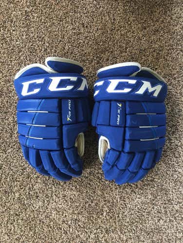 CCM Tacks 4 Roll Pro Hockey Gloves