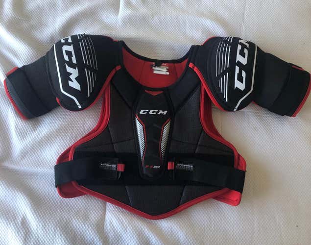 CCM FT350 Shoulder Pads | Large