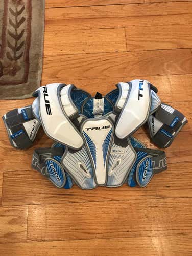 True Lacrosse Shoulder Pads