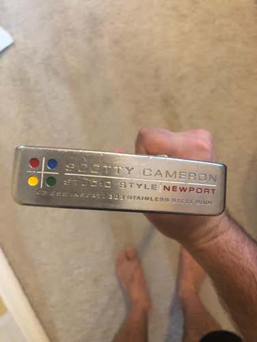 Titleist Studio Style Newport | 35” | Right Handed