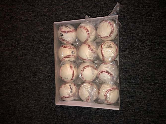 Wilson A1030 Baseballs