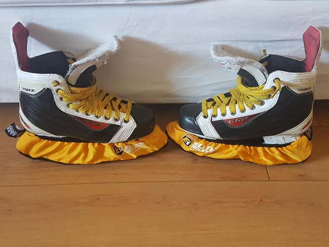 CCM  Senior Size 7
