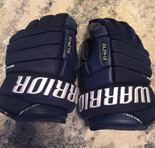 Warrior Alpha Gloves QX 14 Navy Blue