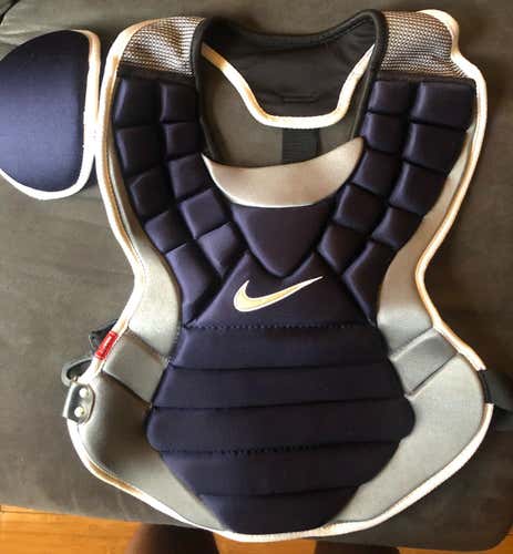 Nike Catchers Gear