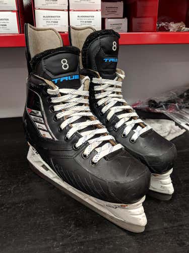 Used PRO STOCK VH True Pro Custom Skates Size 7.0 Regular Width