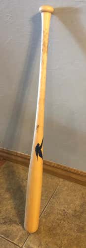 Dovetail Wood Bat 34.5 In
