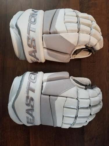 Easton Mako M3 Gloves Senior Size 14"