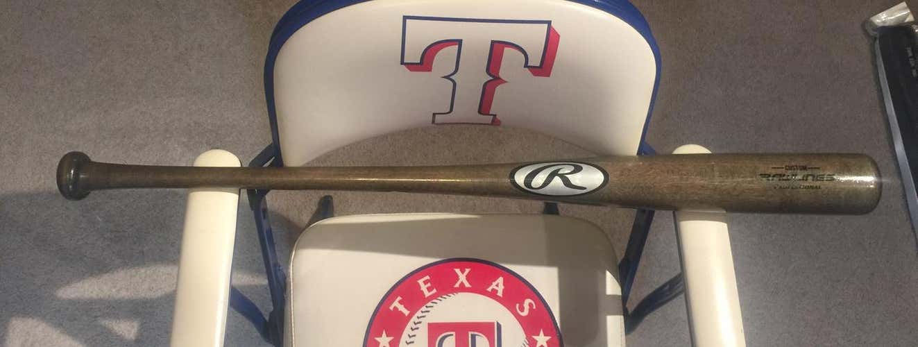 Brand New MLB Rawlings Pro Birch Wood Ink Dot!! 33” model 243