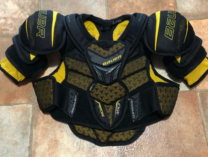 Bauer Total One MX3 Shoulder Pads Junior Large