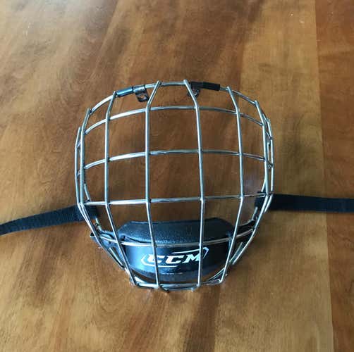 CCM Chrome Cage FM480 Medium