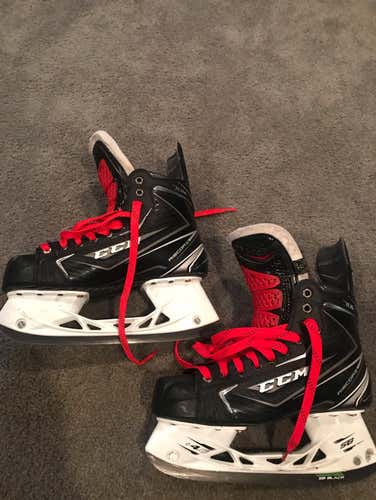 CCM Ribcore 70k Sr Skates