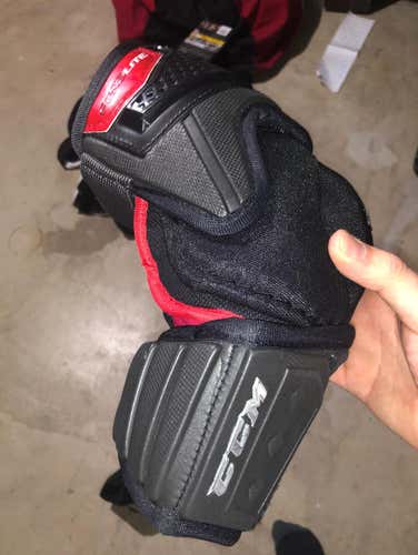 New Ccm Pure Elite Senior Elbow Pads