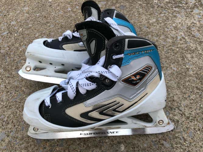 CCM Vector 4.0 Goalie Skates - Size 8.0