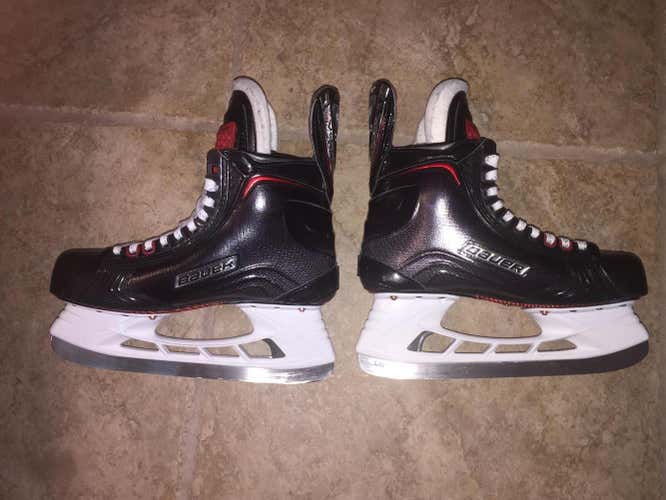 Like New Bauer 1X 2.0 Skates 7.5