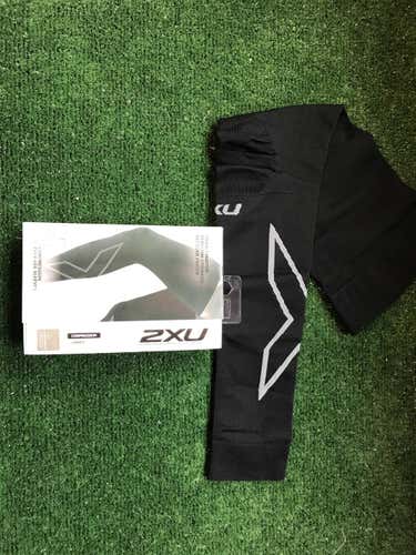 New 2XU Compression Leg Sleeve