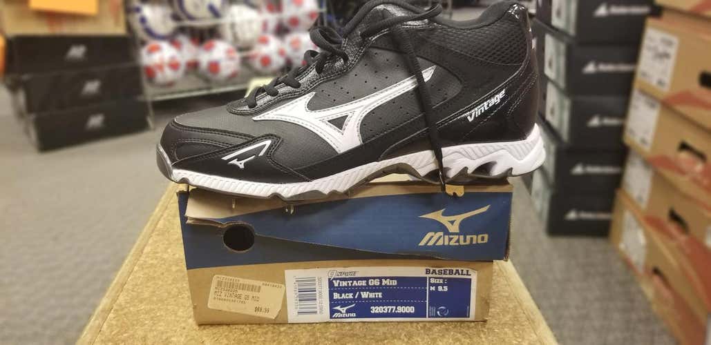 New Mizuno Vintage G6 Footwear Adult