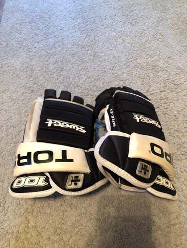 Hockey Gloves